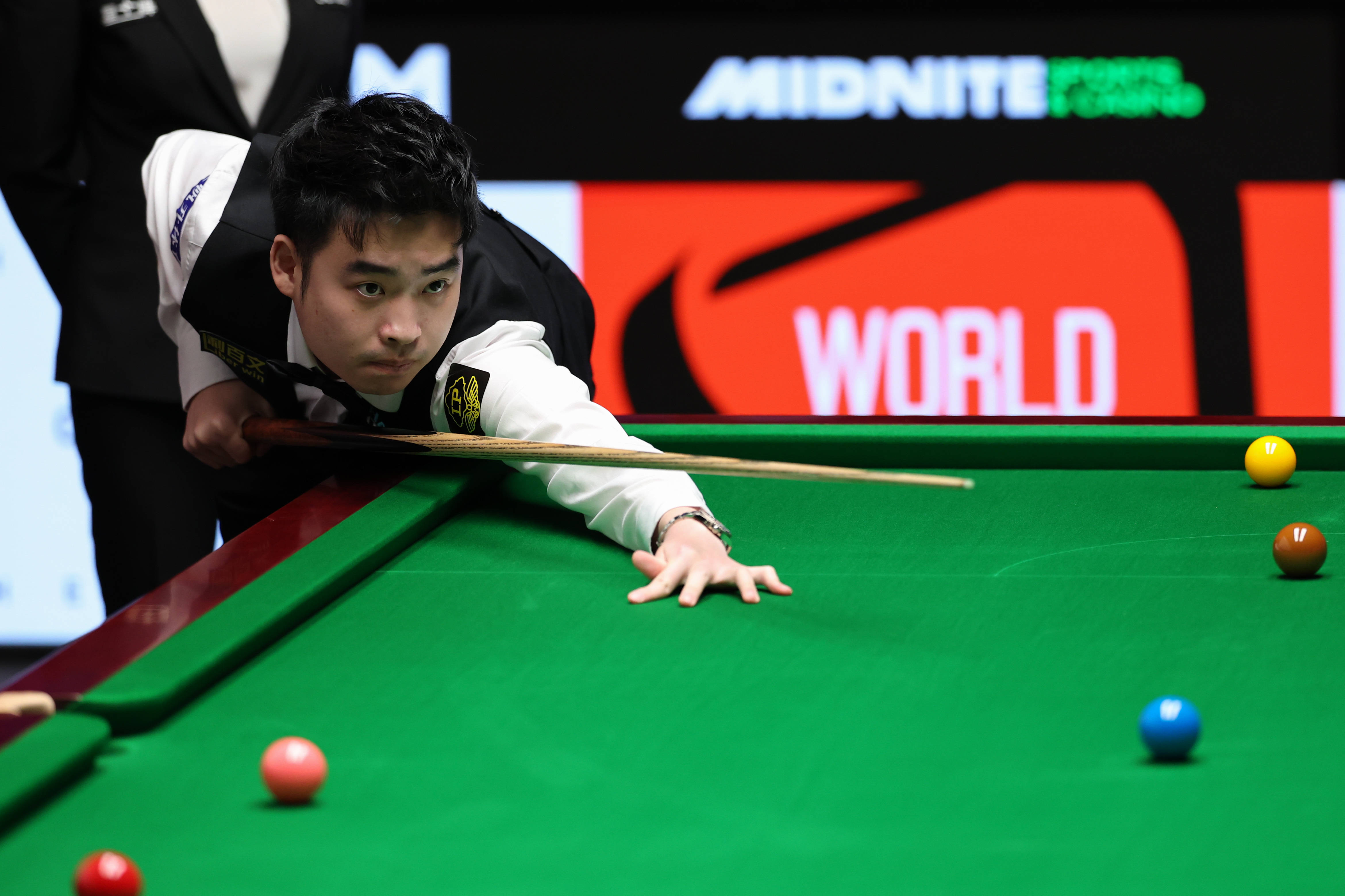 使得整场比 使得整场比